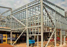 وال پست در اسکلت فلزی